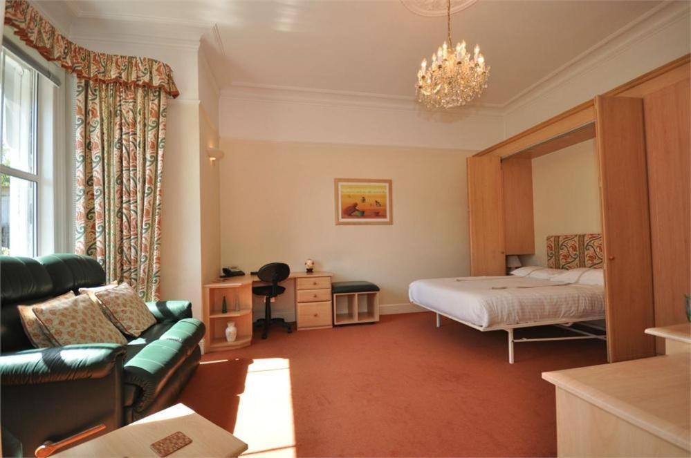 Thames View Apartments Staines-upon-Thames Zewnętrze zdjęcie
